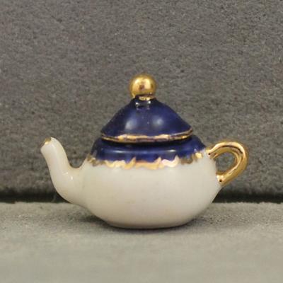 Round Teapot -cobalt and gold