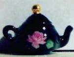 Round Teapot - Roses On Black